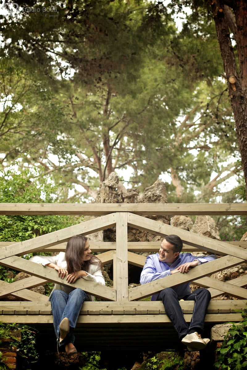 pareja-monforte foto de pareja en los jardines